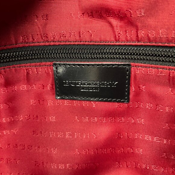 Classy Vintage Burberry Tote Bag - Picture 4 of 9
